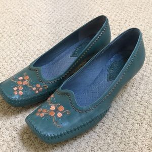 Indigo 6 1/2 M Blue, low heeled, slip on
